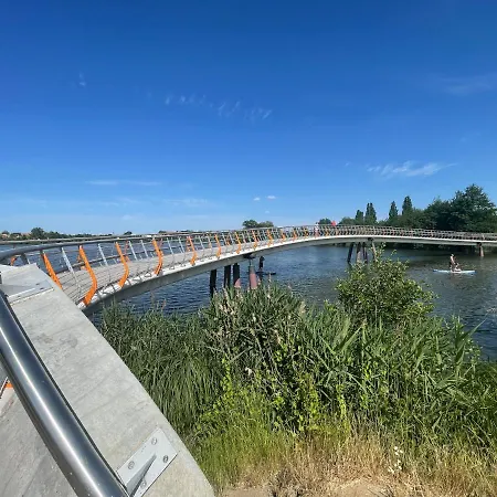 Zuarin Gewoelbekeller - Direkt Am Schlossgarten Von - Parkplatz Auf Anfrage - Aufladestation Fuer Elektro-autos Vorhanden * Schwerin (Mecklenburg-Vorpommern)