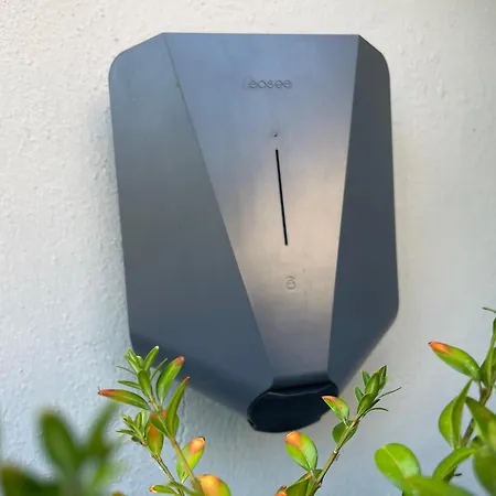 Zuarin Gewoelbekeller - Direkt Am Schlossgarten Von - Parkplatz Auf Anfrage - Aufladestation Fuer Elektro-autos Vorhanden Lejlighed Schwerin (Mecklenburg-Vorpommern)